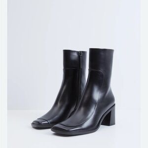 The Row Patch boot black